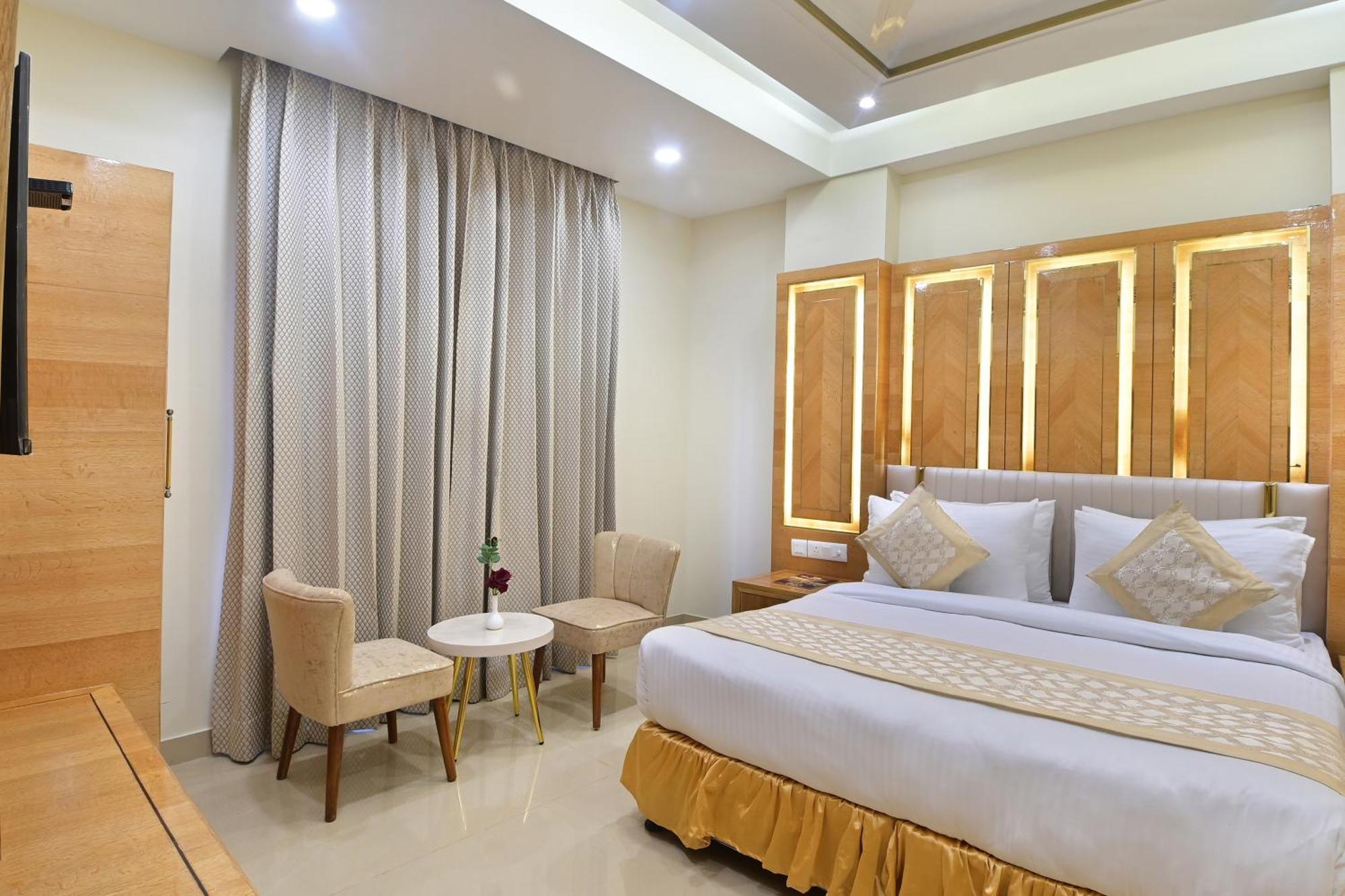 Hotel Gold Palace - 03 Mins Walk From New Delhi Railway Station Extérieur photo