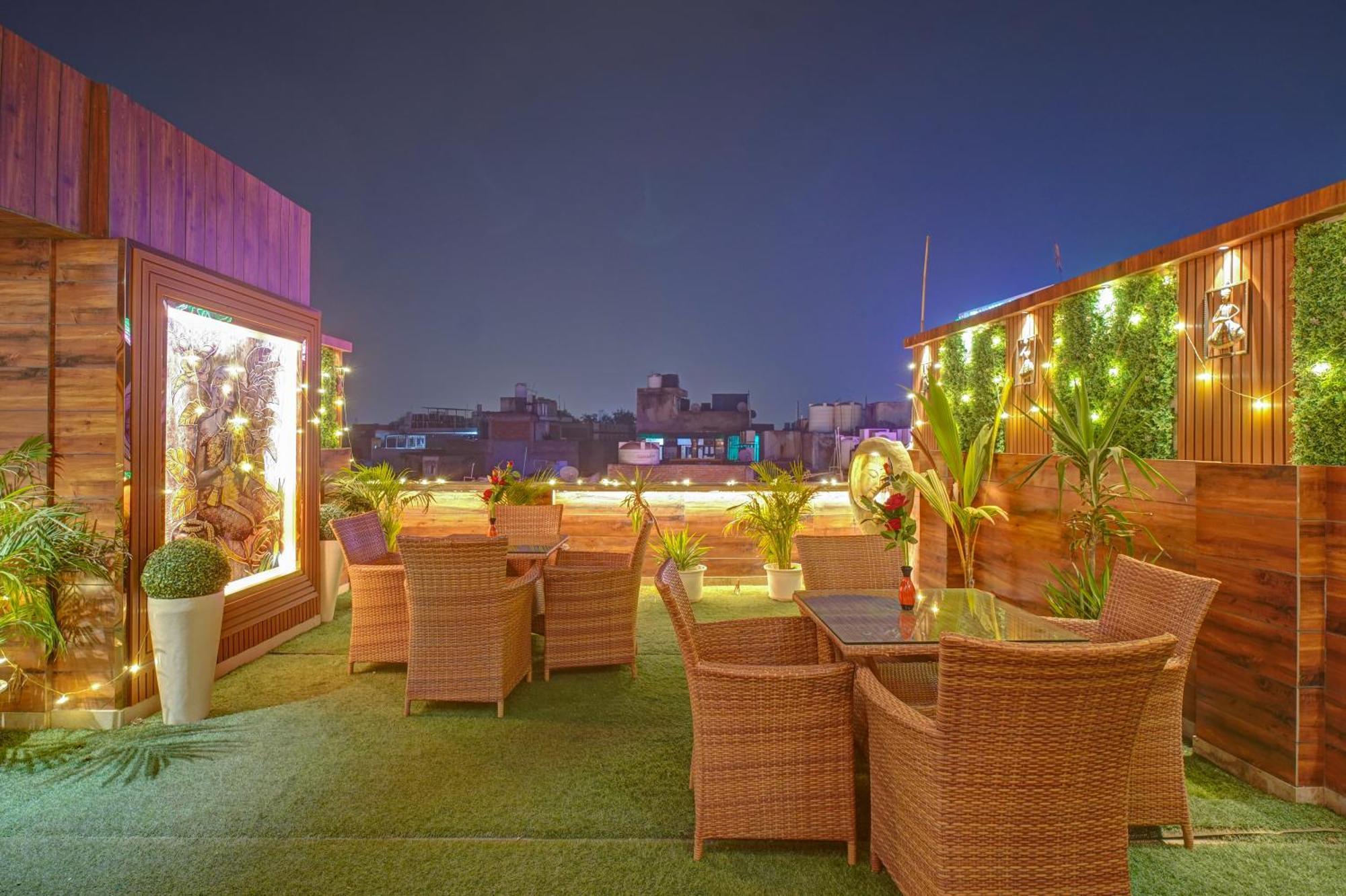 Hotel Gold Palace - 03 Mins Walk From New Delhi Railway Station Extérieur photo