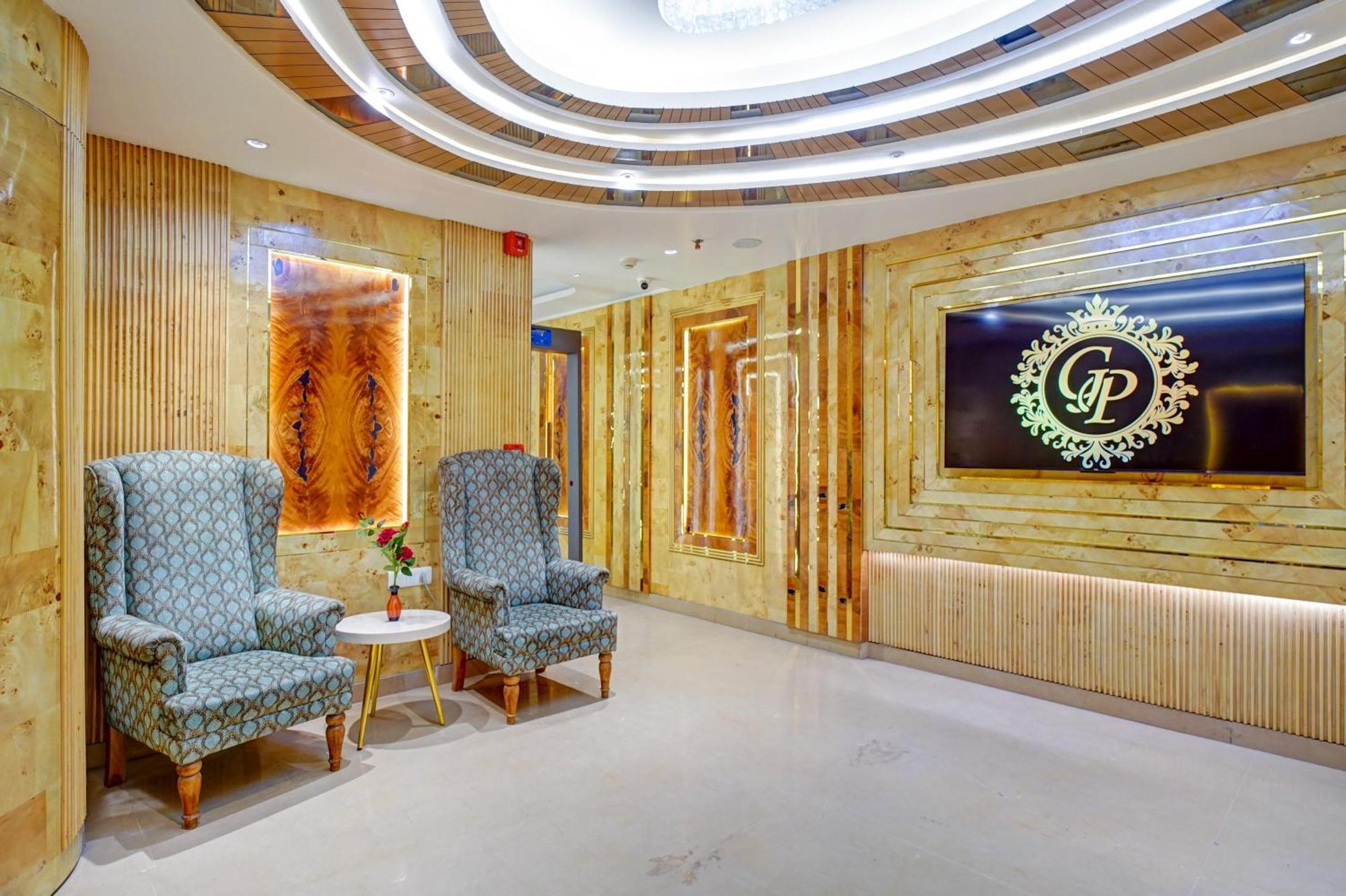 Hotel Gold Palace - 03 Mins Walk From New Delhi Railway Station Extérieur photo